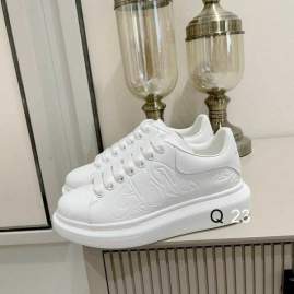 Picture of Alexander McQueen Shoes _SKUAlexanderMcQueensz35-45HY0305364